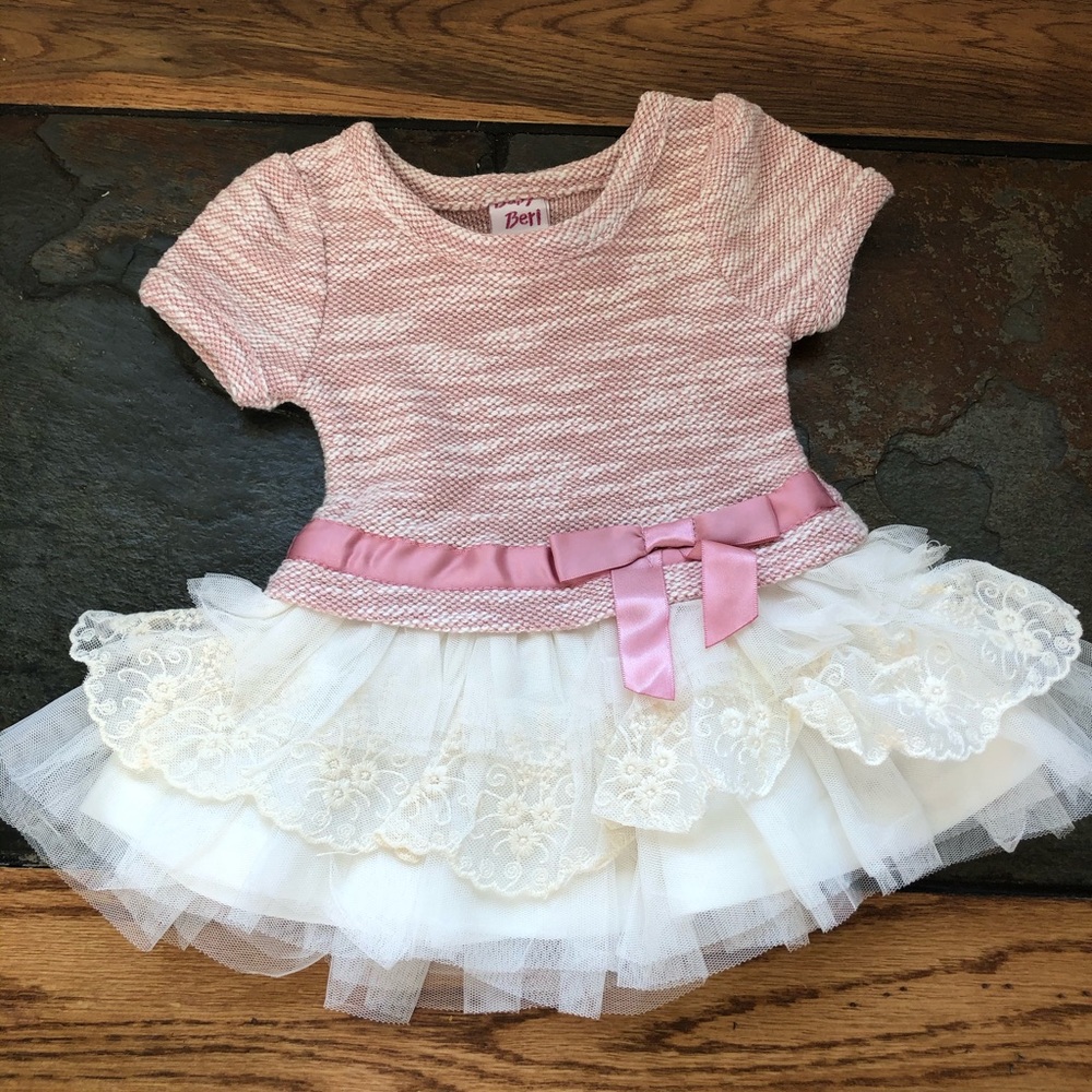 Beri newborn dress